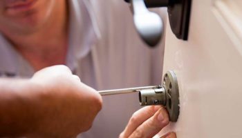 Commercial Door Lock - M&N Locksmith Pittsburgh